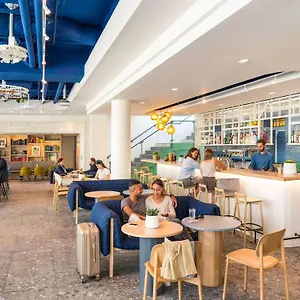 Отель Novotel Centre Gare Montparnasse