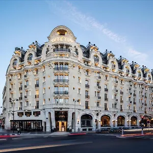 Отель Mandarin Oriental Lutetia,